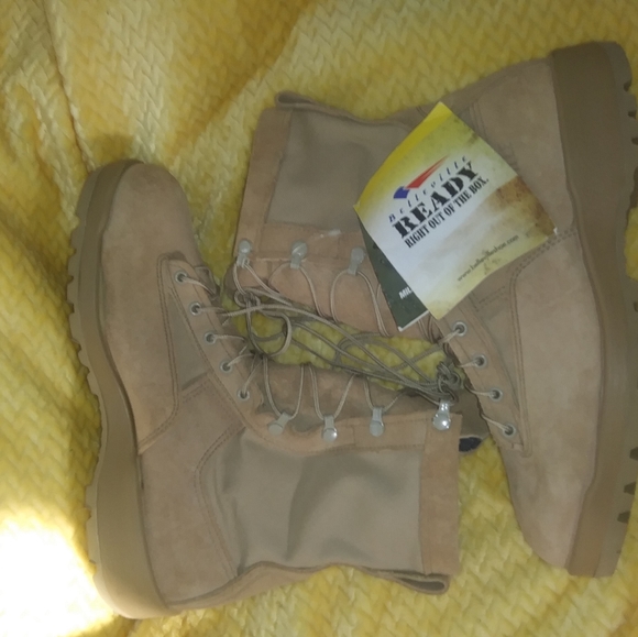 Belleville Gortex Mens.5 Combat Rated Boots - Picture 2 of 6